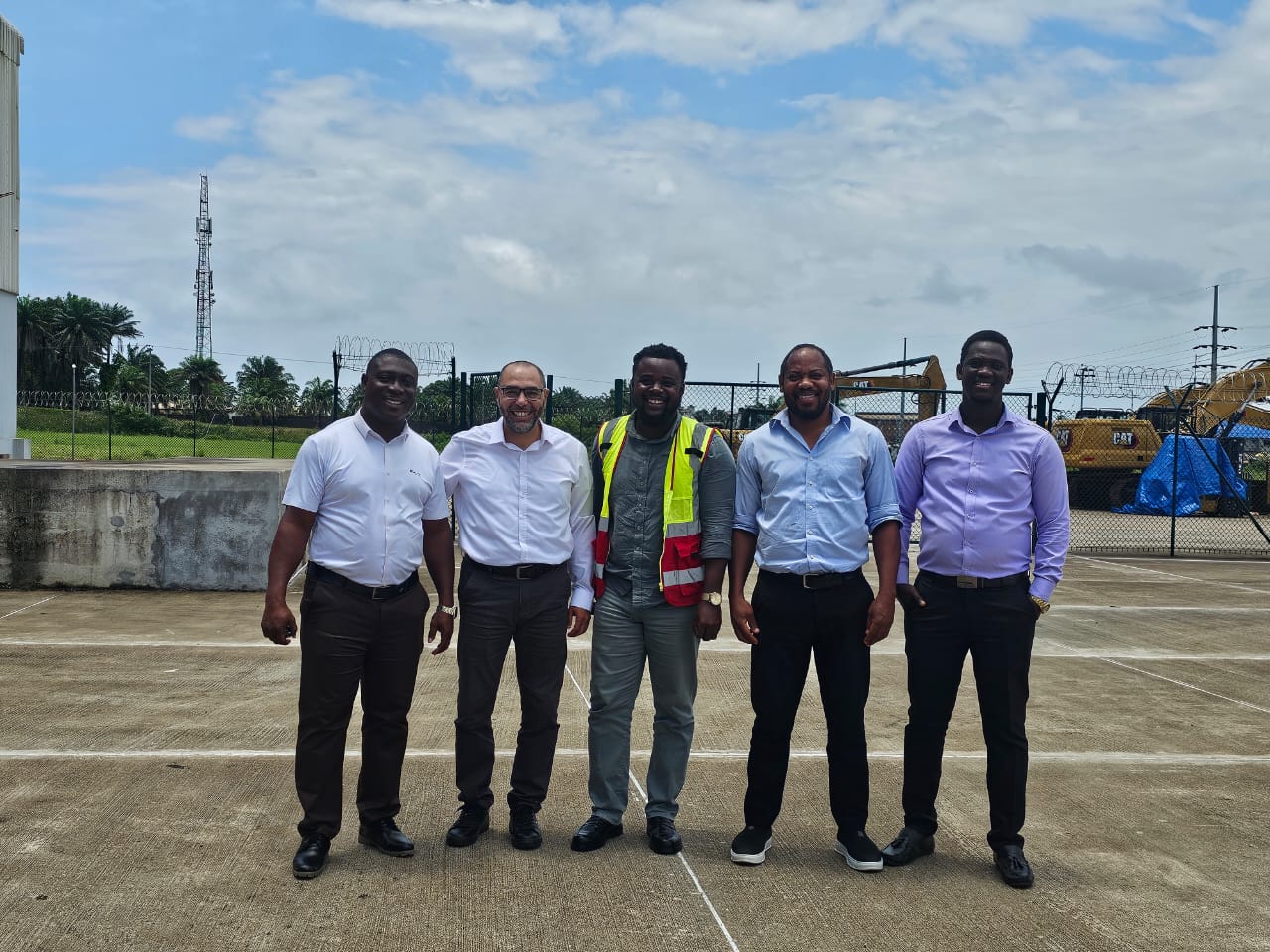 Additional photograph from the Mantrac CAT Liberia contract signing event